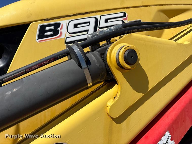 image for item FK1477 2008 New Holland B95B backhoe
