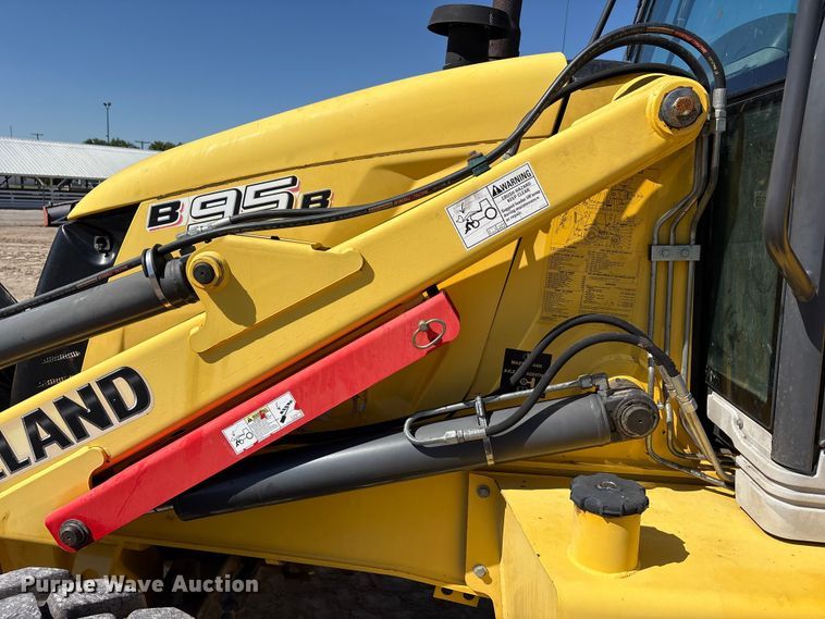 image for item FK1477 2008 New Holland B95B backhoe