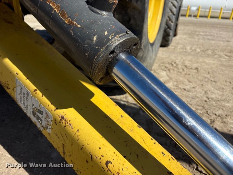 image for item FK1477 2008 New Holland B95B backhoe
