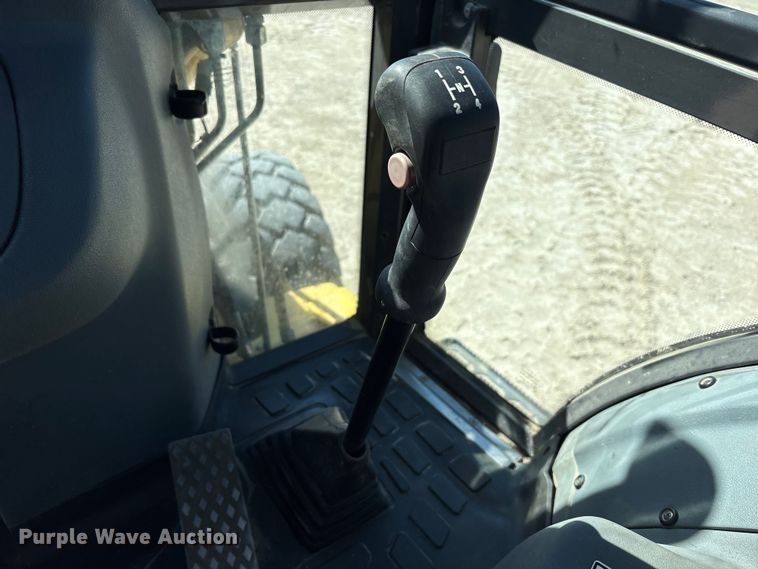 image for item FK1477 2008 New Holland B95B backhoe