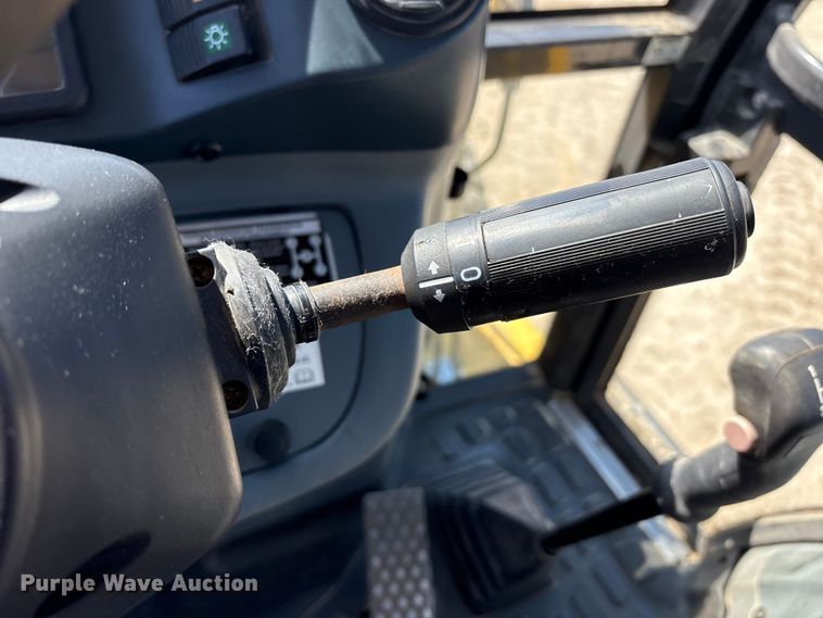 image for item FK1477 2008 New Holland B95B backhoe