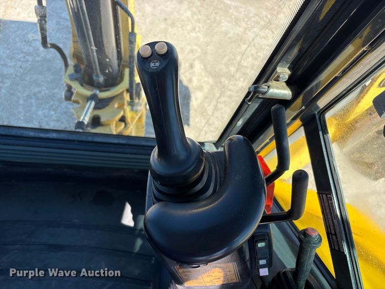image for item FK1477 2008 New Holland B95B backhoe