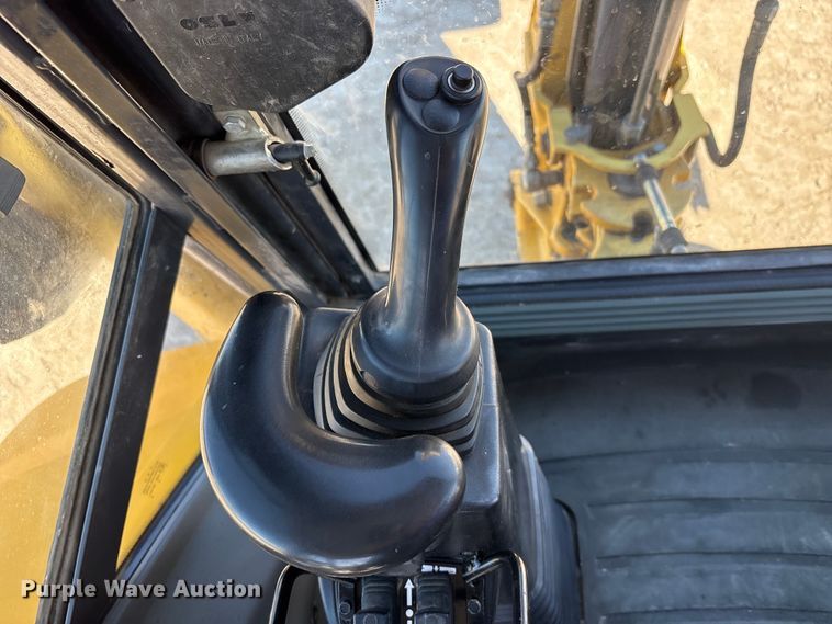 image for item FK1477 2008 New Holland B95B backhoe