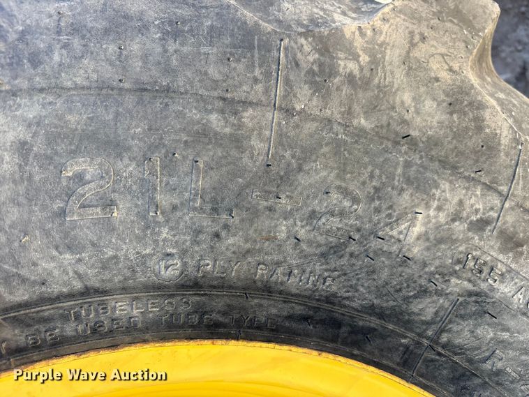 image for item FK1477 2008 New Holland B95B backhoe