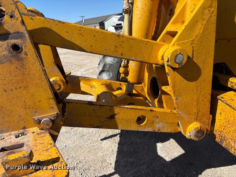 image for item FK1478 1990 John Deere 770 B-H motor grader