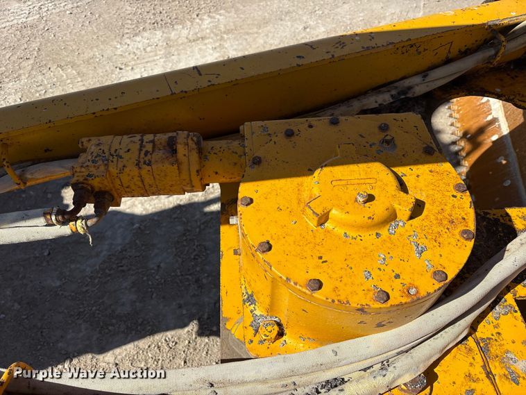 image for item FK1478 1990 John Deere 770 B-H motor grader