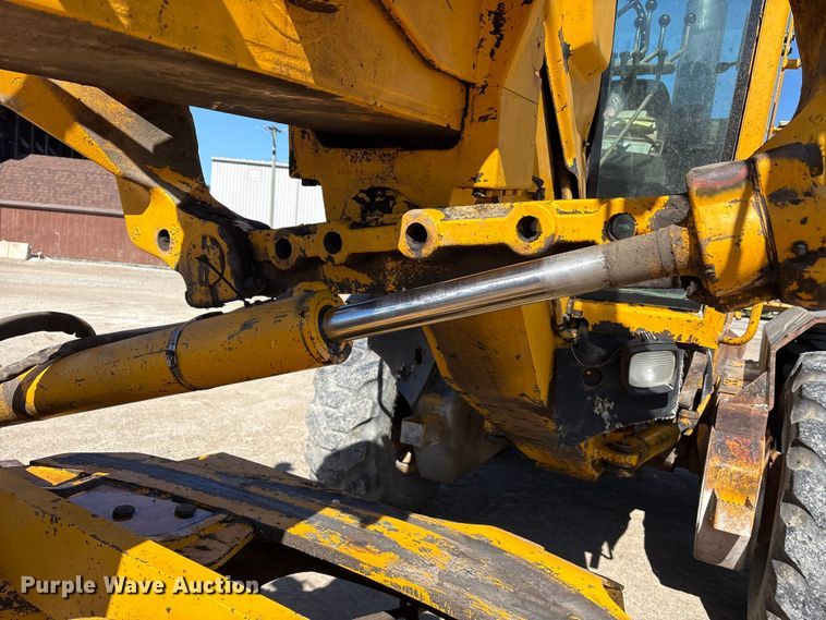 image for item FK1478 1990 John Deere 770 B-H motor grader