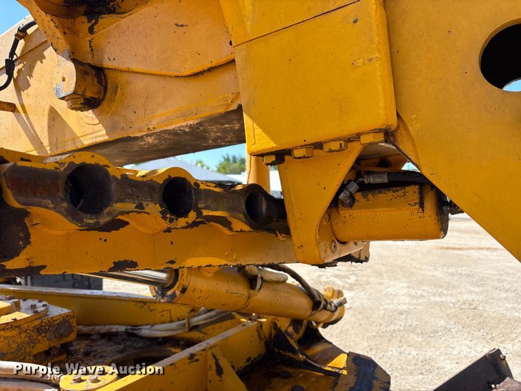 image for item FK1478 1990 John Deere 770 B-H motor grader