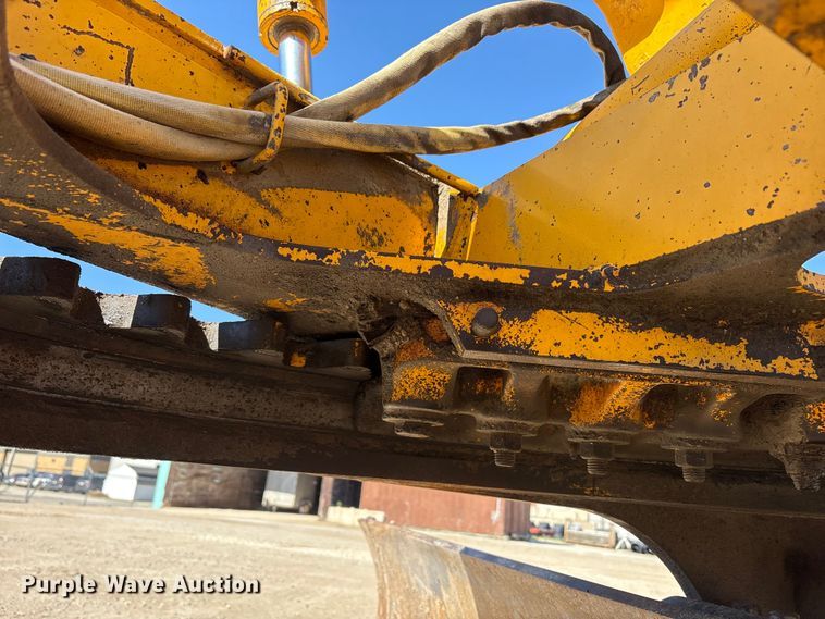 image for item FK1478 1990 John Deere 770 B-H motor grader