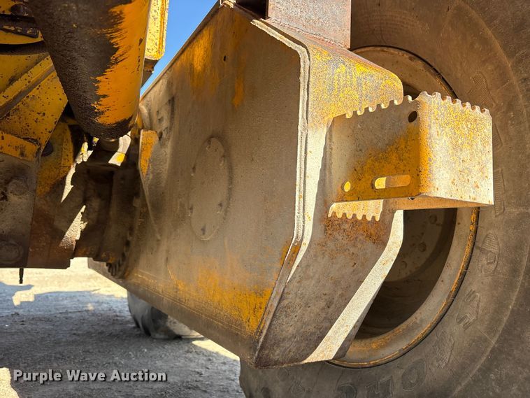 image for item FK1478 1990 John Deere 770 B-H motor grader