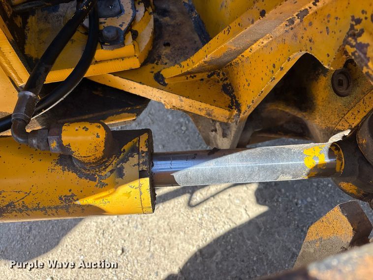 image for item FK1478 1990 John Deere 770 B-H motor grader