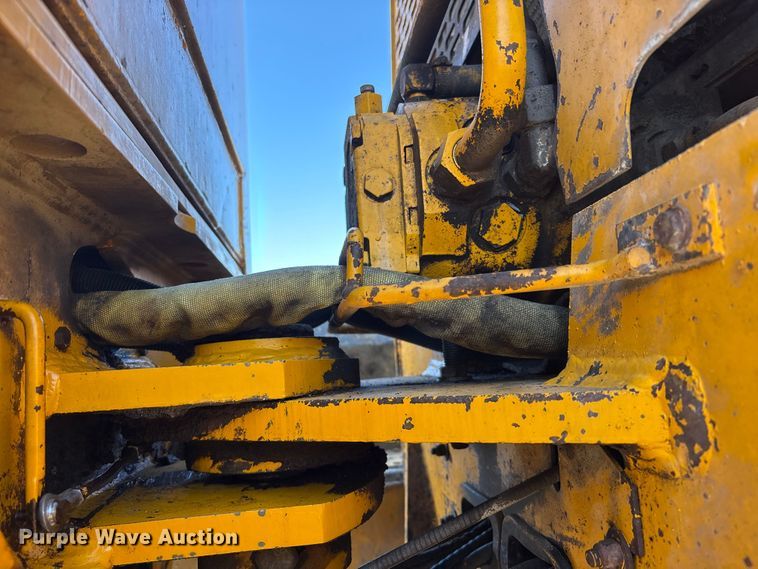 image for item FK1478 1990 John Deere 770 B-H motor grader