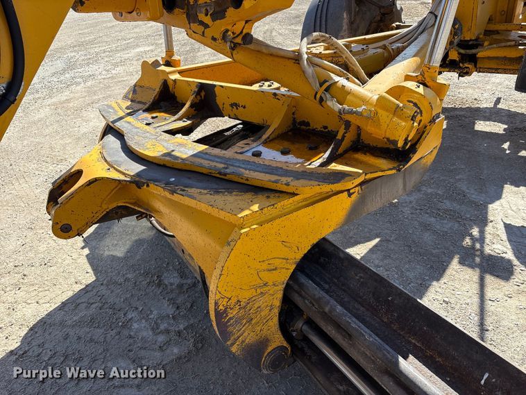 image for item FK1478 1990 John Deere 770 B-H motor grader