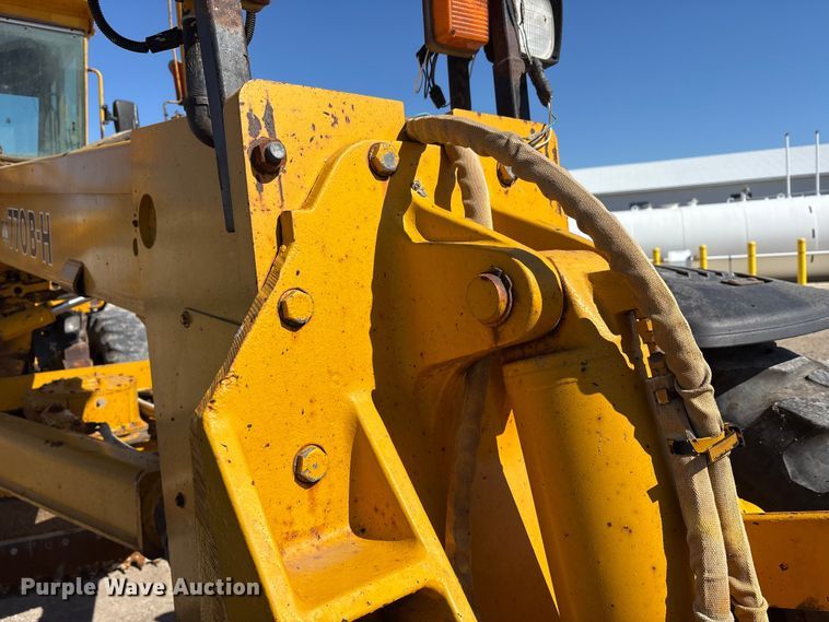 image for item FK1478 1990 John Deere 770 B-H motor grader