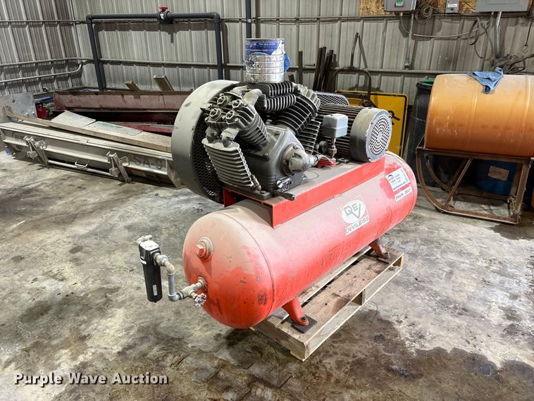 image for item FK1481 DeVILBISS air compressor
