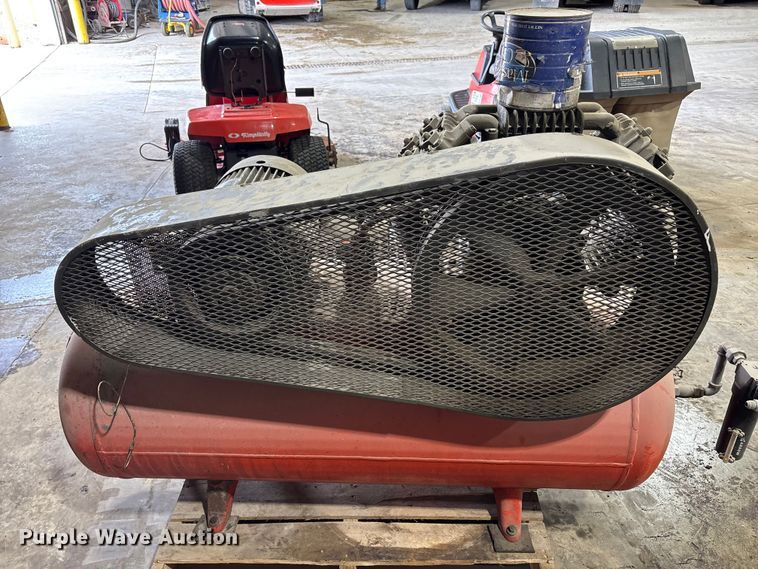 image for item FK1481 DeVILBISS air compressor