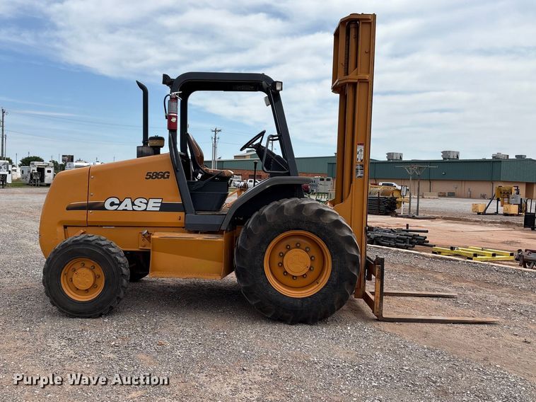 image for item FK2606 2005 Case 586G forklift