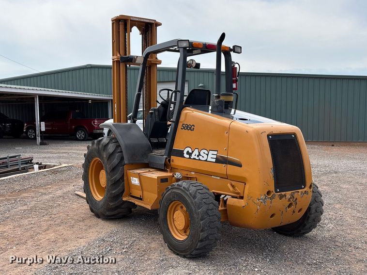 image for item FK2606 2005 Case 586G forklift