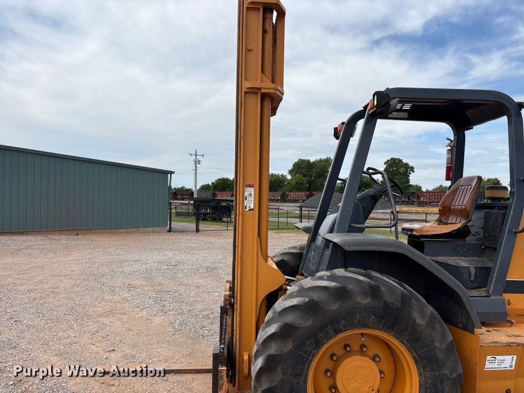 image for item FK2606 2005 Case 586G forklift