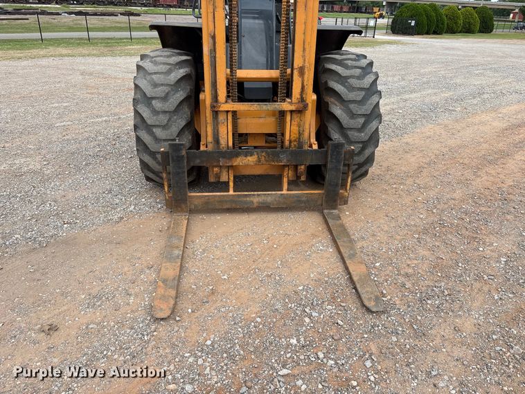 image for item FK2606 2005 Case 586G forklift