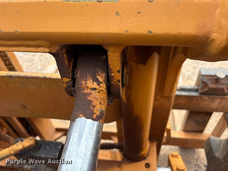 image for item FK2606 2005 Case 586G forklift