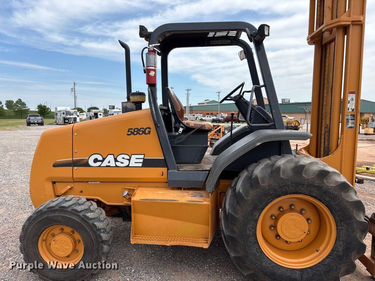 image for item FK2606 2005 Case 586G forklift