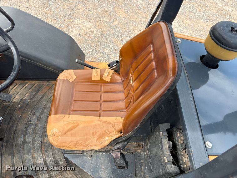 image for item FK2606 2005 Case 586G forklift