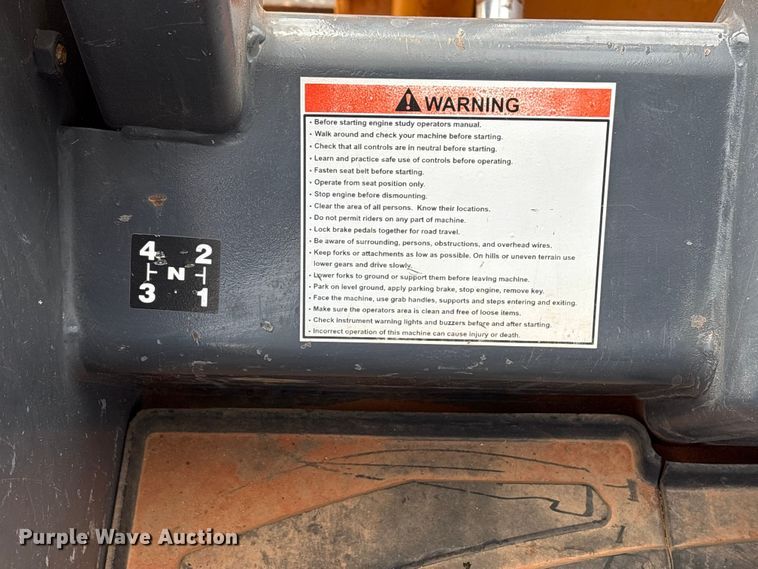 image for item FK2606 2005 Case 586G forklift