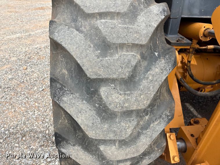 image for item FK2606 2005 Case 586G forklift
