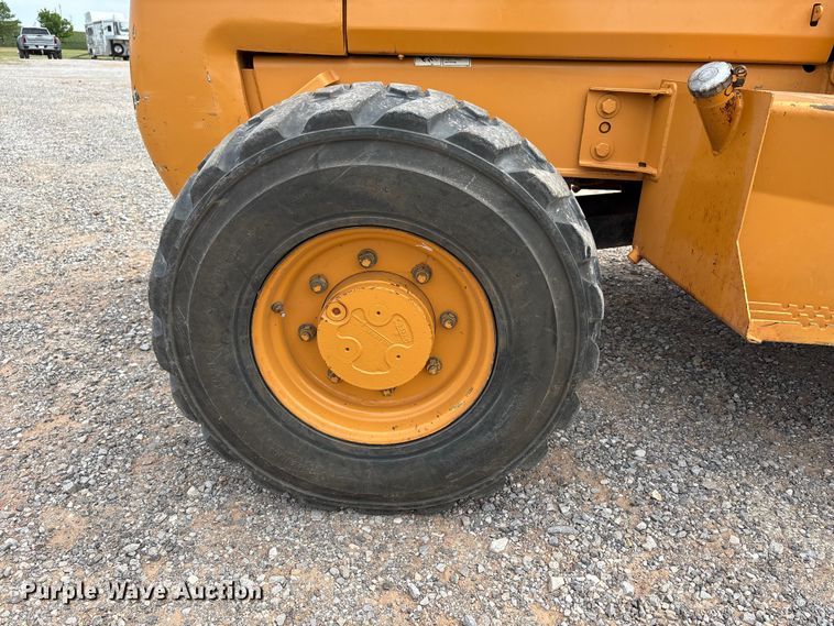 image for item FK2606 2005 Case 586G forklift