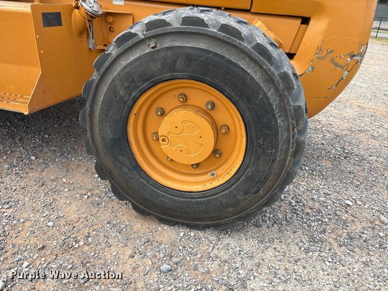 image for item FK2606 2005 Case 586G forklift