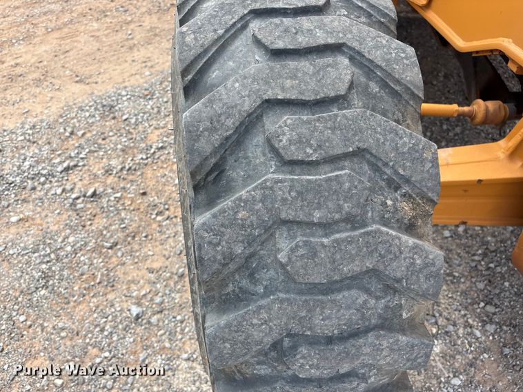 image for item FK2606 2005 Case 586G forklift