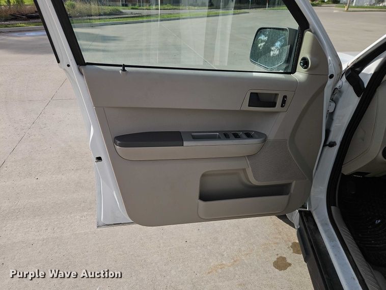image for item FN5614 2008 Ford Escape XLT SUV
