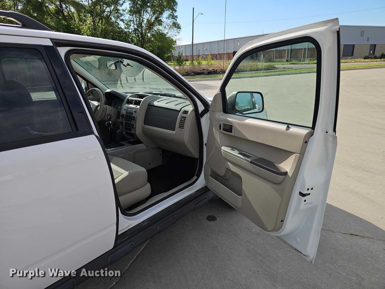 image for item FN5614 2008 Ford Escape XLT SUV