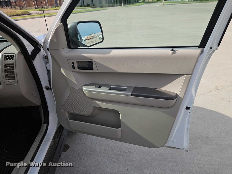 image for item FN5614 2008 Ford Escape XLT SUV