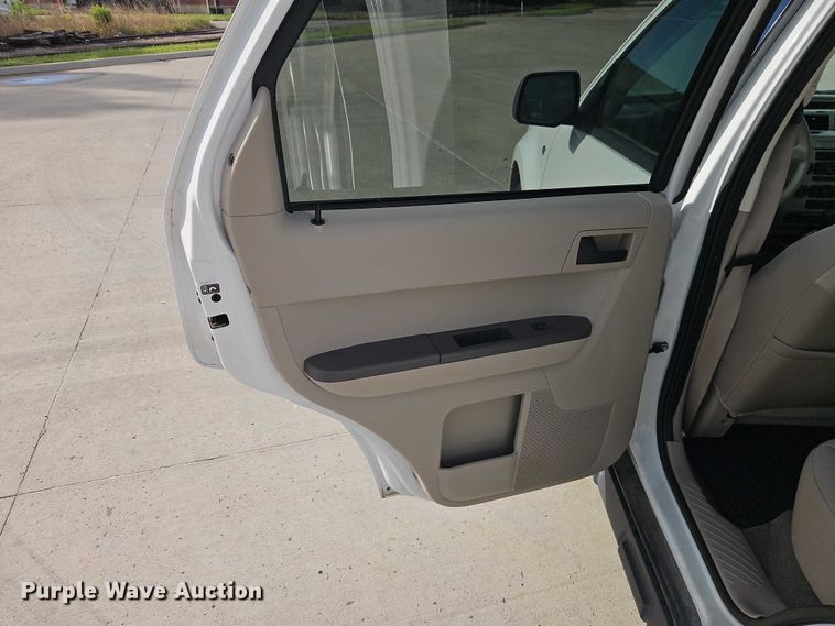 image for item FN5614 2008 Ford Escape XLT SUV