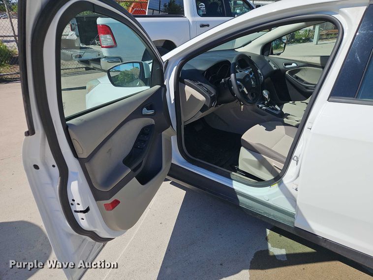 image for item FN5618 2014 Ford Focus SE 