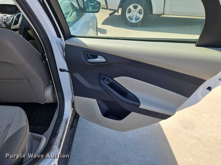 image for item FN5618 2014 Ford Focus SE 