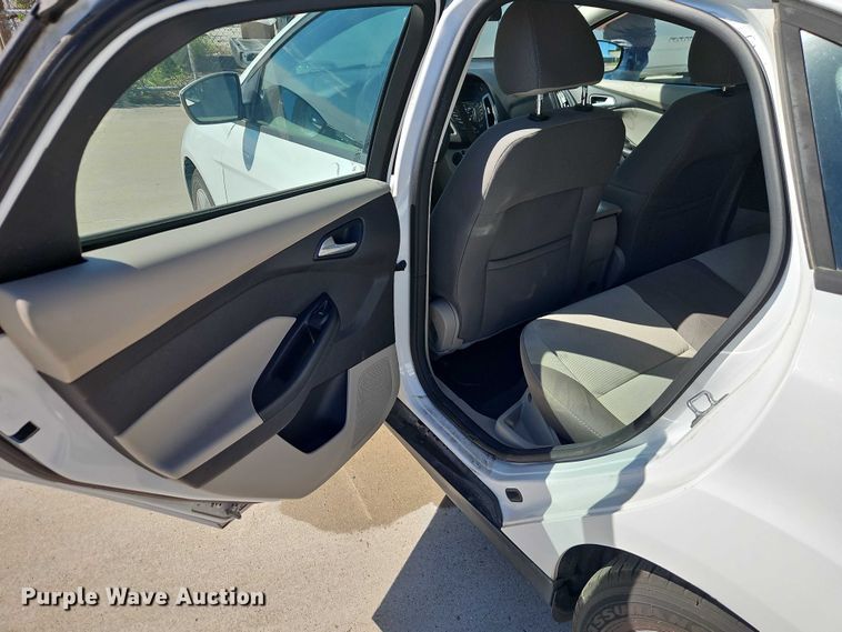 image for item FN5618 2014 Ford Focus SE 