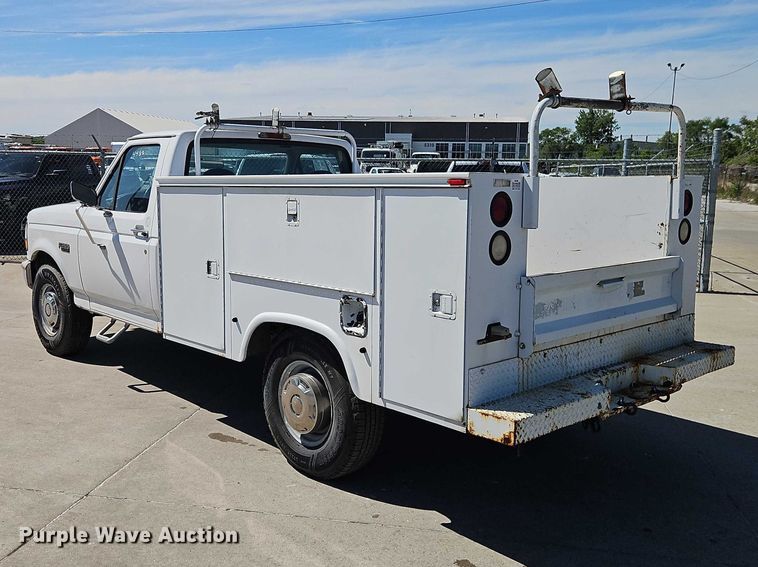 image for item FN5619 1997 Ford F250 utility bed pickup truck