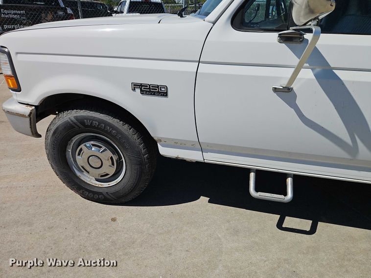 image for item FN5619 1997 Ford F250 utility bed pickup truck
