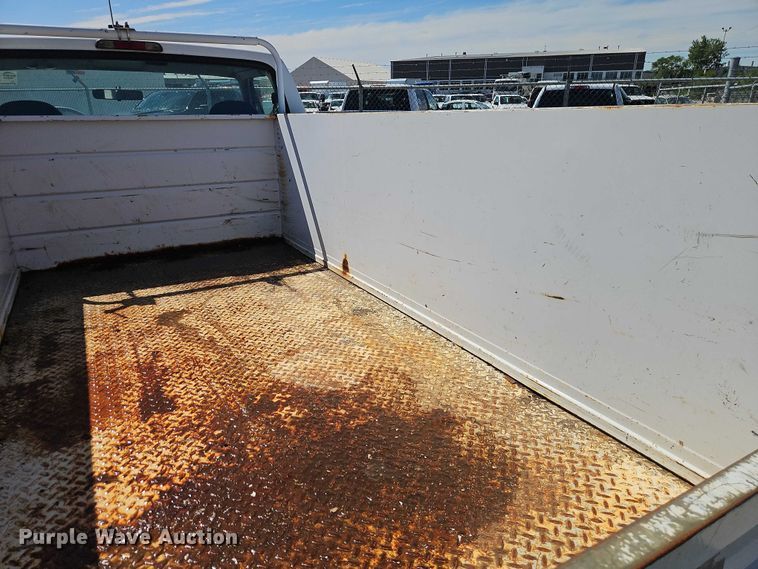 image for item FN5619 1997 Ford F250 utility bed pickup truck