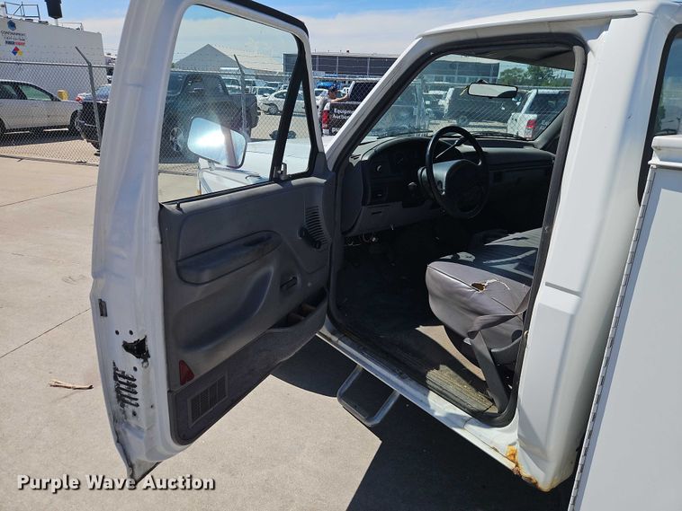 image for item FN5619 1997 Ford F250 utility bed pickup truck