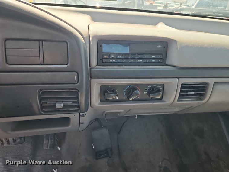 image for item FN5619 1997 Ford F250 utility bed pickup truck