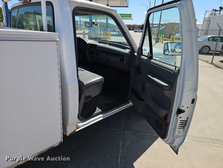 image for item FN5619 1997 Ford F250 utility bed pickup truck