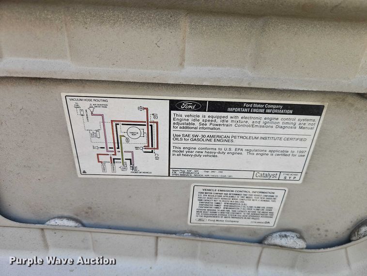 image for item FN5619 1997 Ford F250 utility bed pickup truck
