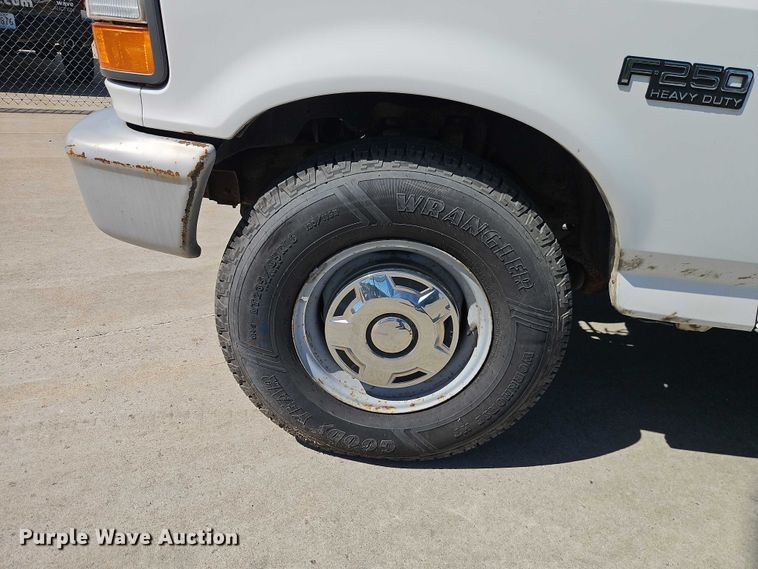 image for item FN5619 1997 Ford F250 utility bed pickup truck