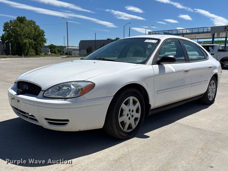 image for item FN5620 2007 Ford Taurus SE 