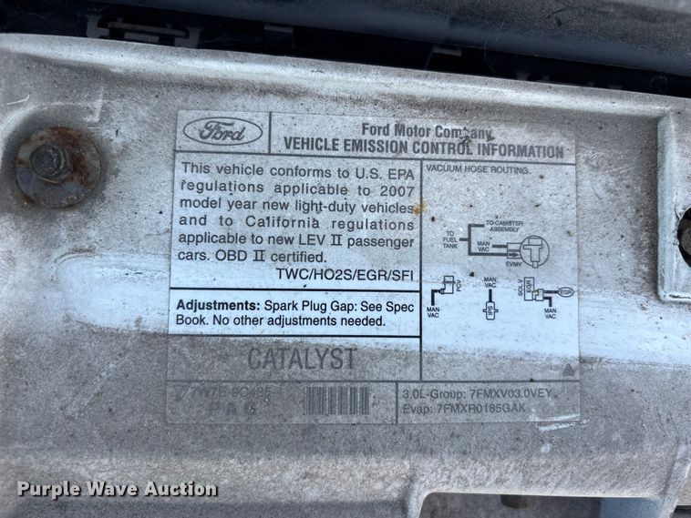 image for item FN5620 2007 Ford Taurus SE 