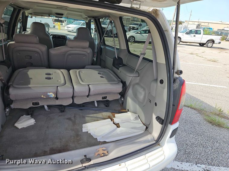 image for item FN5621 2003 Chevrolet Venture van